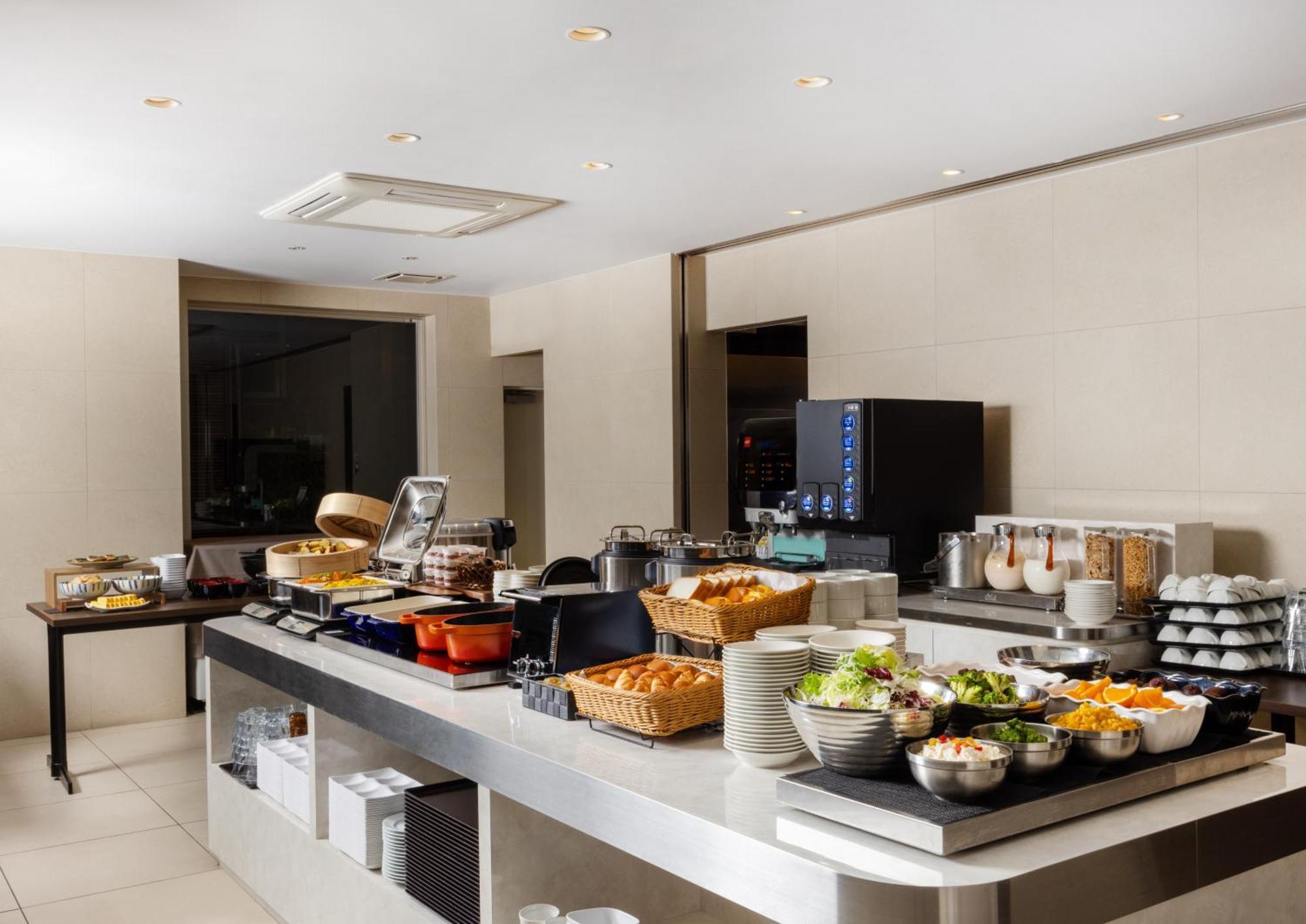 ibis Budget Osaka Umeda Exteriör bild